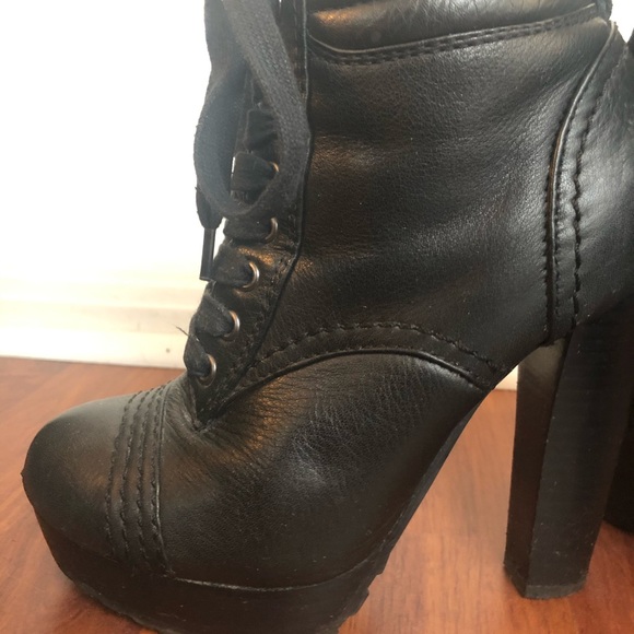 Black lace up booties - Picture 6 of 8